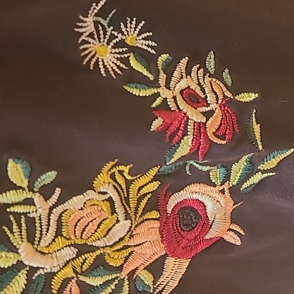 Christian Dior long sleeve top with beautiful embroidery size 42 fr. 10 US - Picture 2 of 12